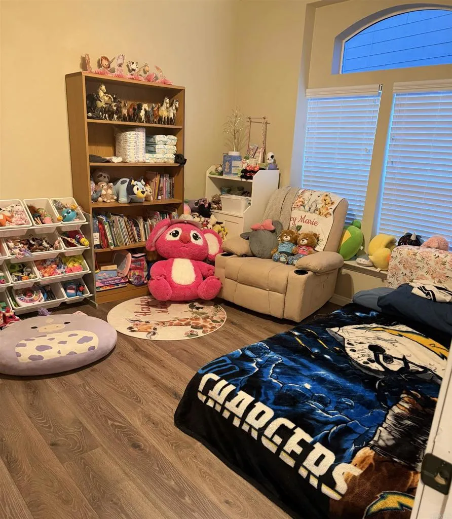 https://cdn.realtyfeed.com/cdn/127/307085567/95fd3b5ef38cd7e253bfb1cbf4dae385.webp