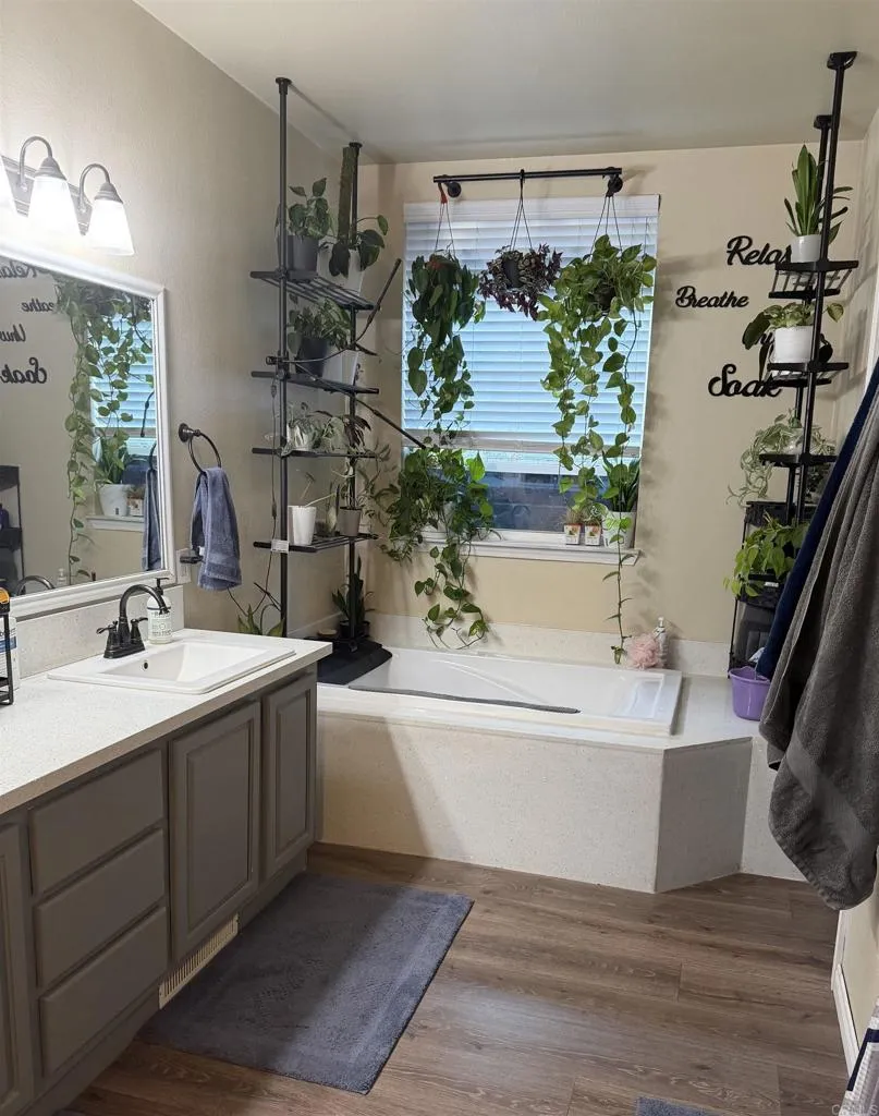 https://cdn.realtyfeed.com/cdn/127/307085567/e1fec00fe8ed3fa9b5c612150c98fde6.webp