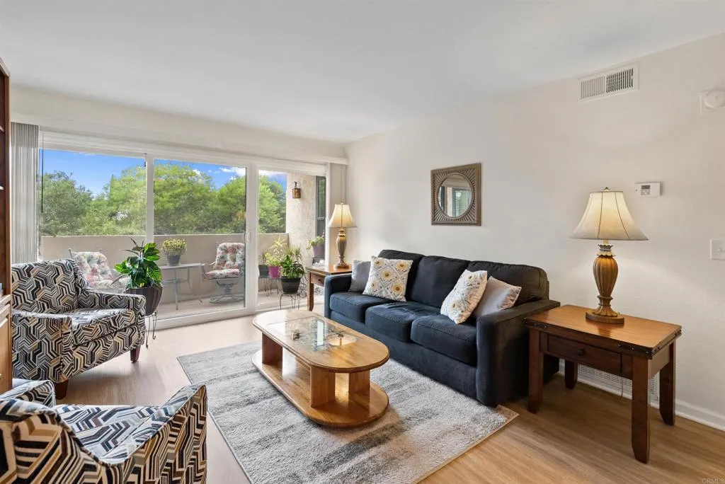 https://cdn.realtyfeed.com/cdn/127/307085584/9325cc017c9a1d0b3b8e60055095543d.webp