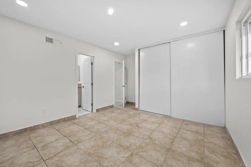 https://cdn.realtyfeed.com/cdn/127/307085614/38a5ef47380ab383edc82be1e9106bc2.webp