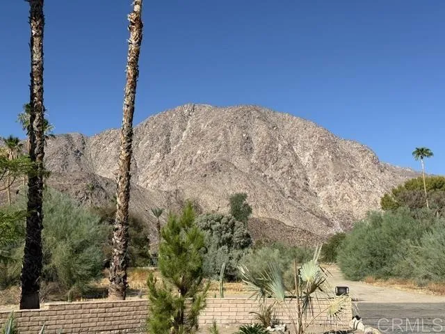 https://cdn.realtyfeed.com/cdn/127/307085654/16ddd0ccab065eccad6b92f09e7422e5.webp