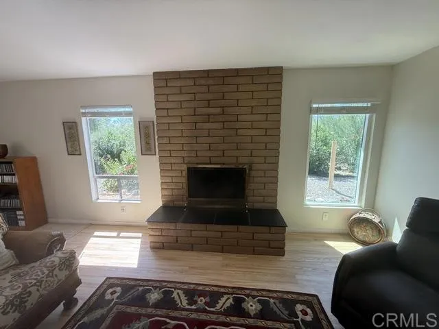 https://cdn.realtyfeed.com/cdn/127/307085654/2b3fb87e6f6eb822cbb0163b394a4385.webp