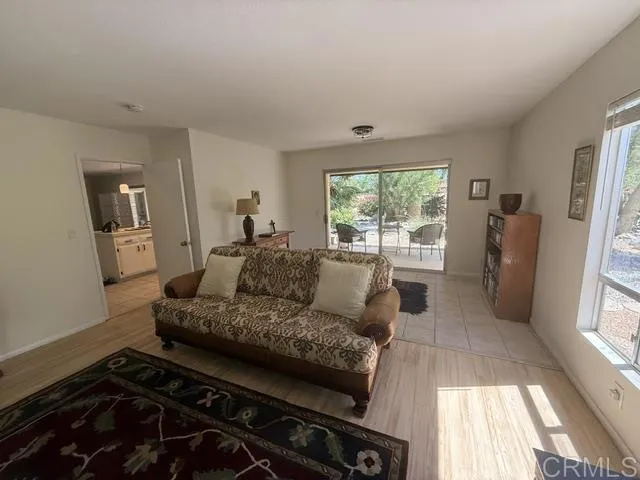 https://cdn.realtyfeed.com/cdn/127/307085654/93109013e85b4a53ff9ddde5f9916d71.webp