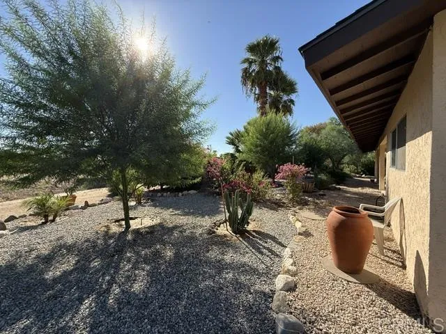 https://cdn.realtyfeed.com/cdn/127/307085654/dbb9341f4a3cf3f1407e3d535bfd70f7.webp