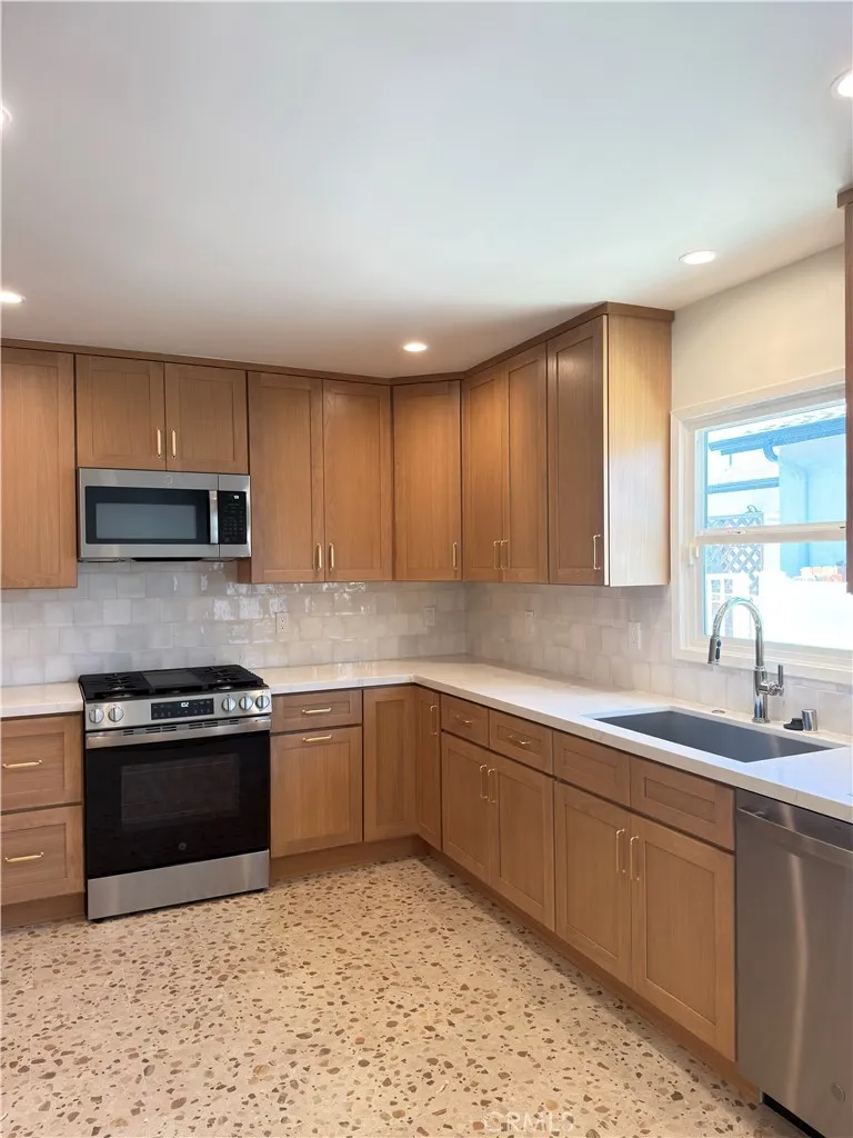 Orange, CA 92867