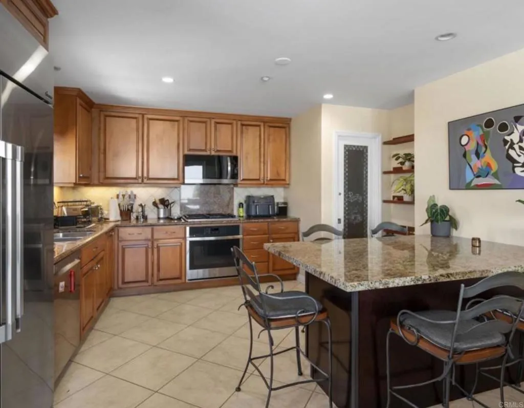 https://cdn.realtyfeed.com/cdn/127/307085732/03fc2c5da48feeebd28806d09085f0c3.webp