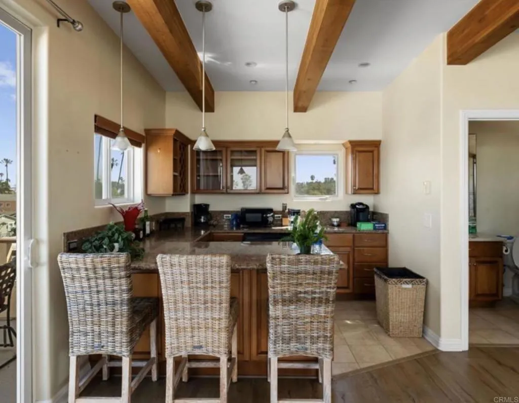 https://cdn.realtyfeed.com/cdn/127/307085732/4c955aac5a82801642f506b18c674b55.webp
