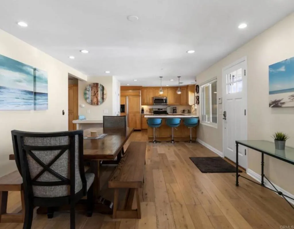 https://cdn.realtyfeed.com/cdn/127/307085732/9ef80e8b9addbe53cfd9ff98b2a47269.webp
