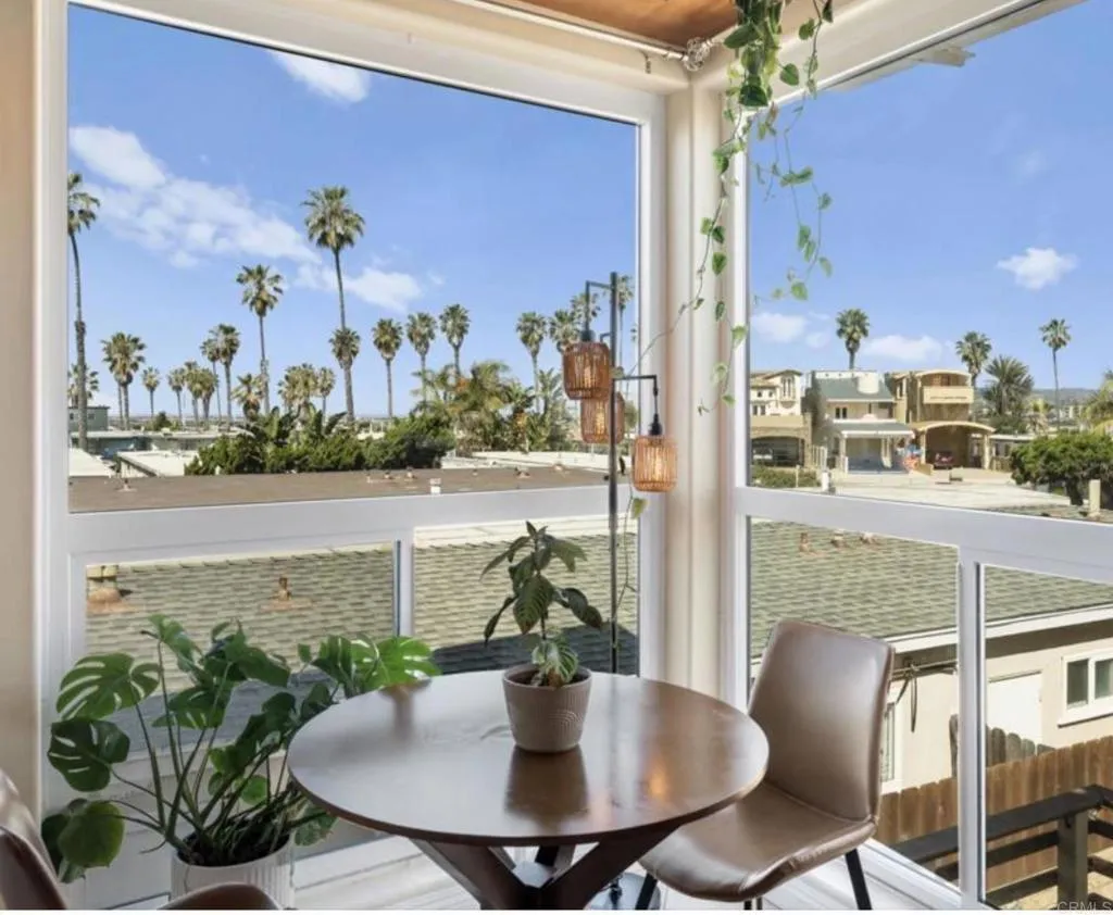 https://cdn.realtyfeed.com/cdn/127/307085732/e091bb4d5ab298716d854fa56e834664.webp