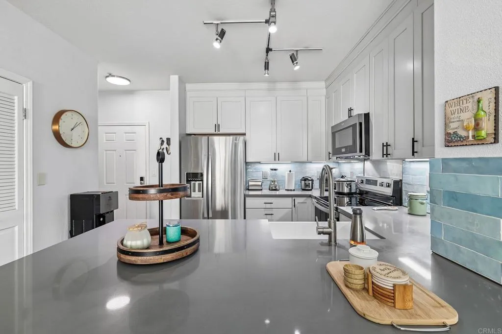 https://cdn.realtyfeed.com/cdn/127/307085748/458e3f1fa66cc73ca37cdf4747affbc2.webp