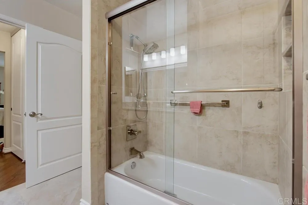 https://cdn.realtyfeed.com/cdn/127/307085764/1e2c630ba0f7eee9ad7bb7a218b4effd.webp