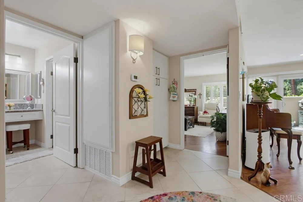 https://cdn.realtyfeed.com/cdn/127/307085764/84b770603749d0473acda1bde6a57645.webp