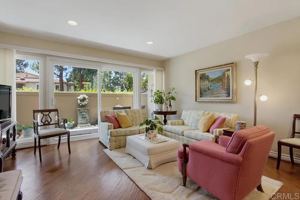 https://cdn.realtyfeed.com/cdn/127/307085764/dfa0d0a4b10d484de80d6c80aff8b77c.webp