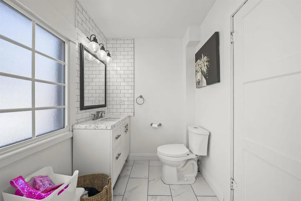 https://cdn.realtyfeed.com/cdn/127/307085770/59aed4c4b71bdba3066c3b2a15d4e24f.webp