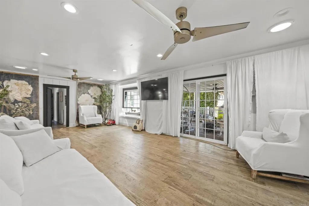 https://cdn.realtyfeed.com/cdn/127/307085770/e25a41412c37ea6c68b4e3953fdc90f4.webp