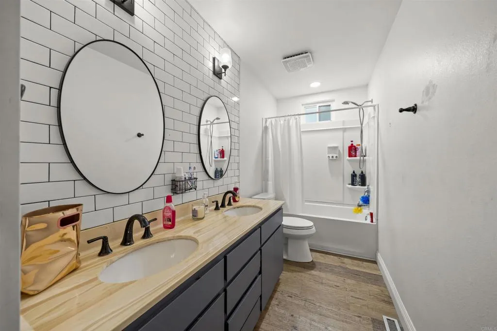 https://cdn.realtyfeed.com/cdn/127/307085770/eabee5f886256cf20b297fa50a733ac5.webp