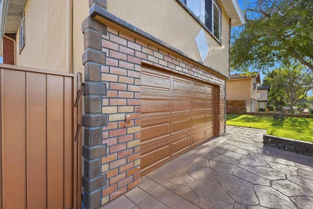 https://cdn.realtyfeed.com/cdn/127/307085791/4d8c915d094edc6455920a40fafe0f76.webp
