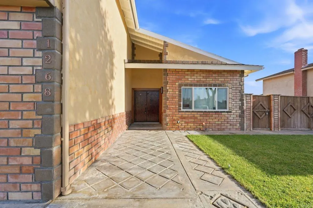 https://cdn.realtyfeed.com/cdn/127/307085791/51a6b5e87a5a67643a41b80c9cfe75fc.webp
