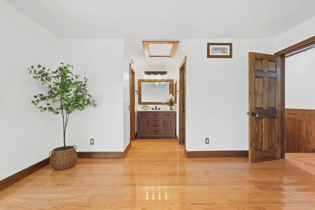https://cdn.realtyfeed.com/cdn/127/307085791/5d62b2578d937f73368c1f7080c6ef76.webp
