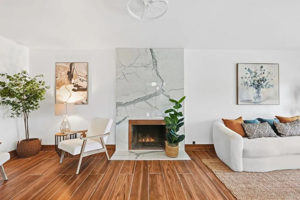 https://cdn.realtyfeed.com/cdn/127/307085791/6440a5ae6ecd93867175c928ba117c38.webp