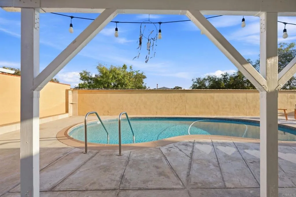 https://cdn.realtyfeed.com/cdn/127/307085791/99bd4f8e9854b1dcb5a03f41274143bf.webp