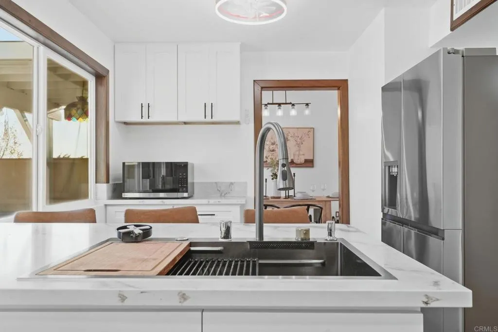 https://cdn.realtyfeed.com/cdn/127/307085791/eb1f6978965d17e1abb7ea2313623bde.webp