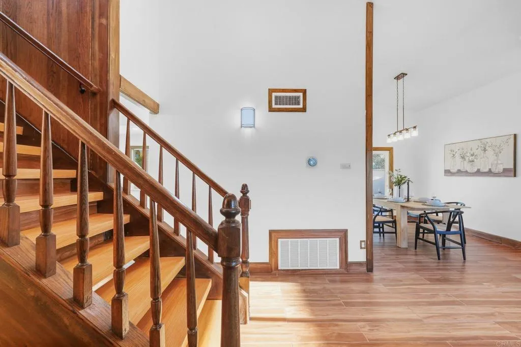 https://cdn.realtyfeed.com/cdn/127/307085791/f33a3b895d8214ca12244194afc7c3cf.webp