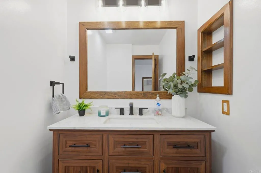 https://cdn.realtyfeed.com/cdn/127/307085791/f6074a0730fdcf3ed9eb31bca0ab4196.webp