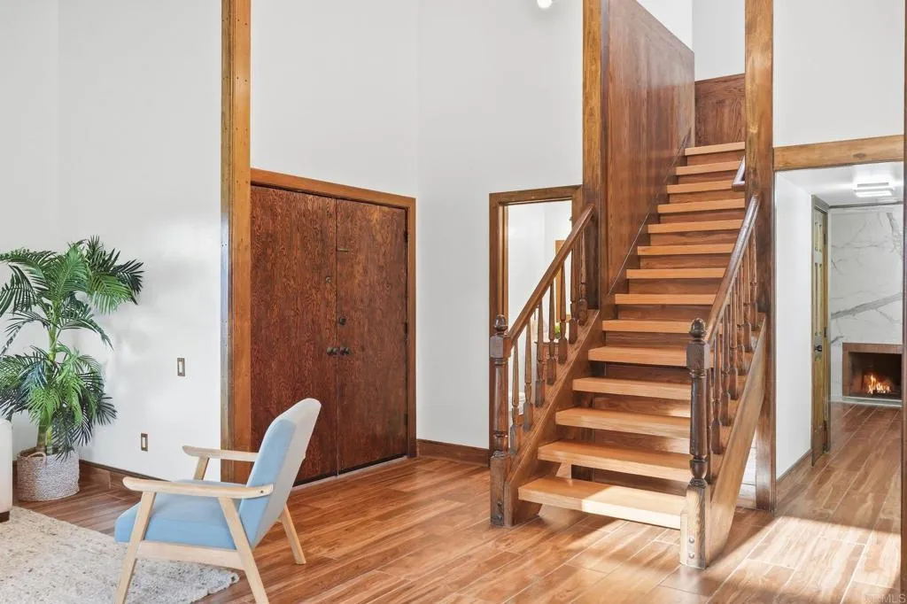 https://cdn.realtyfeed.com/cdn/127/307085791/f6cd6b35319235260d8d745a465d674e.webp