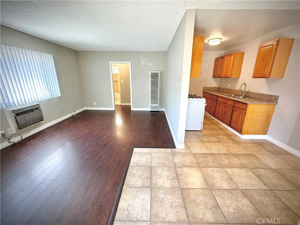 San Fernando, CA 91340