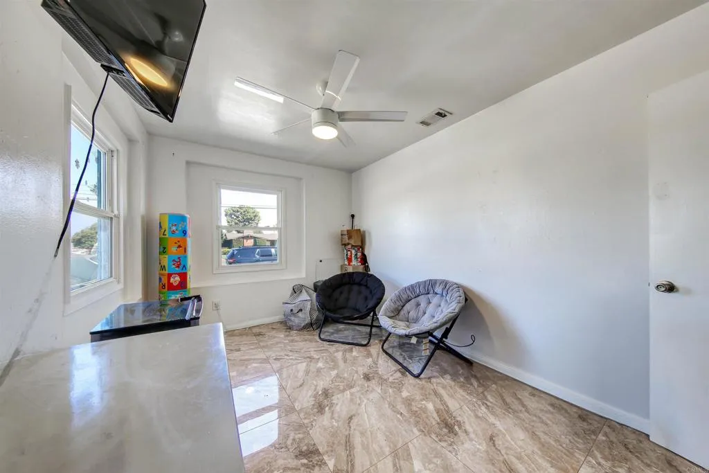 https://cdn.realtyfeed.com/cdn/127/307085843/6848a5e06c3f9274e91f77a975c10228.webp