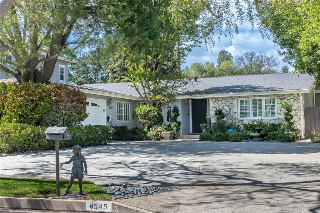 Encino, CA 91436
