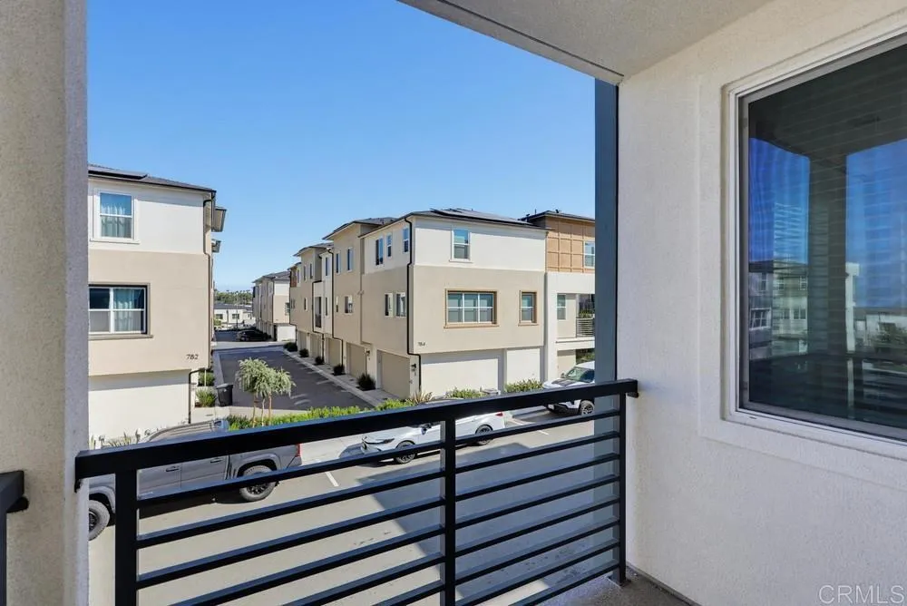 https://cdn.realtyfeed.com/cdn/127/307085906/3e6279f497f3a93d06422225a7a2bec6.webp