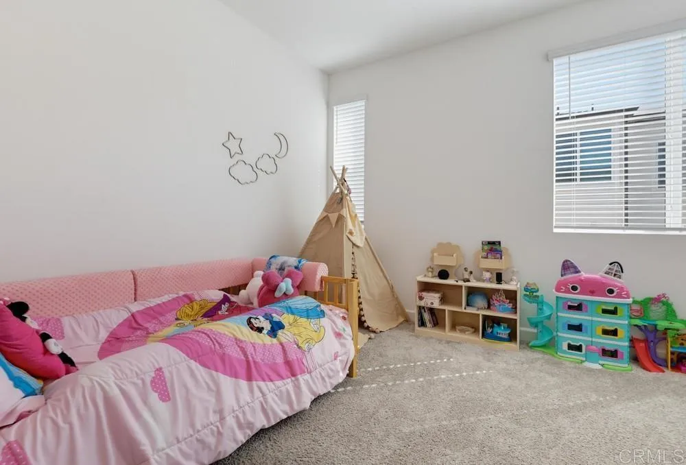 https://cdn.realtyfeed.com/cdn/127/307085906/8d133cb7230f276987cb7920be48c954.webp