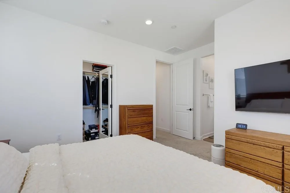 https://cdn.realtyfeed.com/cdn/127/307085906/b75fef54c3a883ae78a213d039c90d60.webp