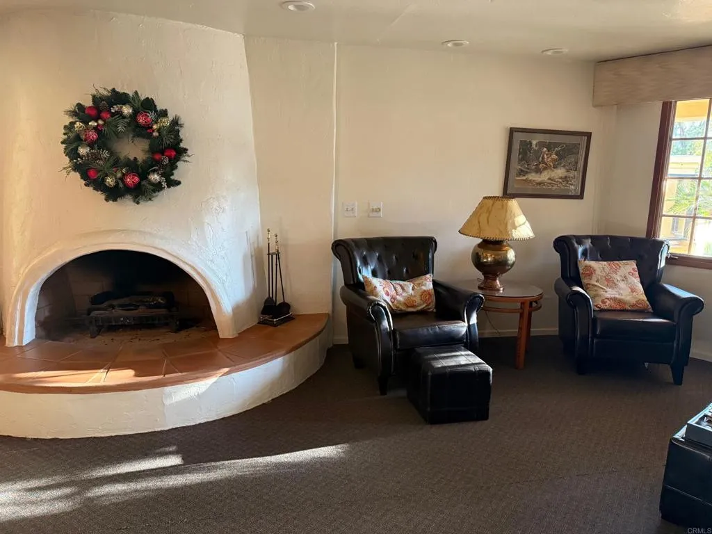 https://cdn.realtyfeed.com/cdn/127/307085930/09997b5ab5e8aaa339b602f8e7b1cc13.webp