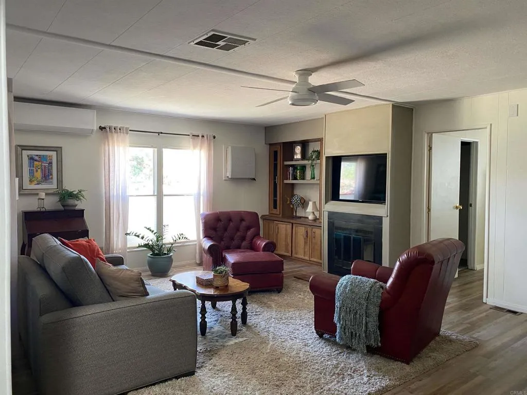 https://cdn.realtyfeed.com/cdn/127/307085930/3d16ca7ae57d72a2491b2da0b6873da0.webp