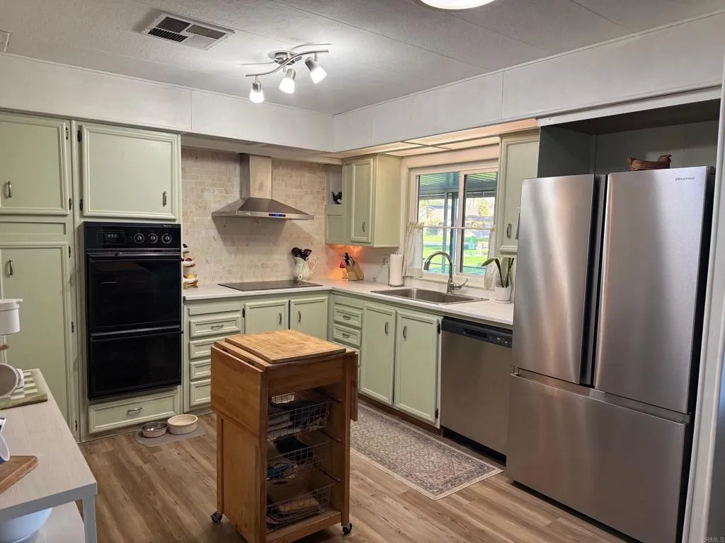 https://cdn.realtyfeed.com/cdn/127/307085930/d5ce381e55f2b194f237add883952f66.webp