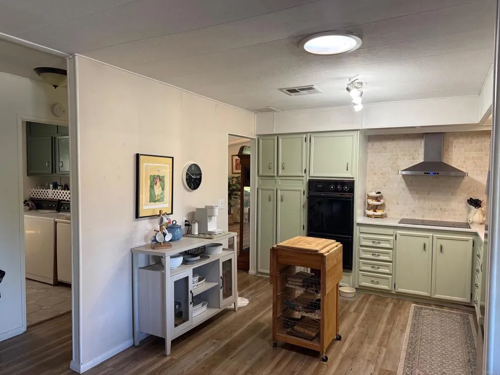 https://cdn.realtyfeed.com/cdn/127/307085930/eb33f1eb1d54a1522e716cd5ef37f9dc.webp