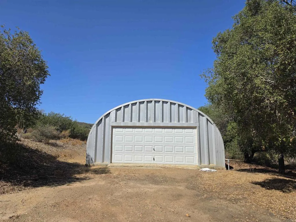 https://cdn.realtyfeed.com/cdn/127/307085952/c5bbd8ba28947c24d9794937a2443a2e.webp