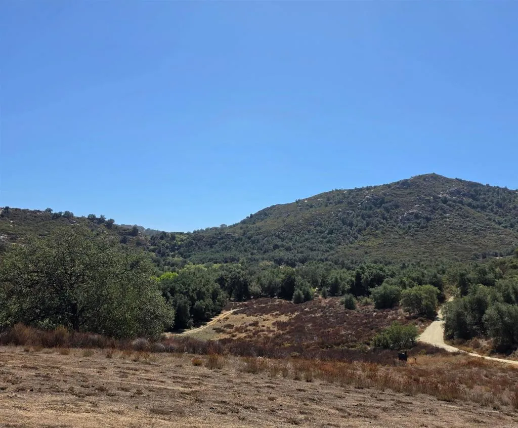 27828 Golden Eagle Road, Ramona, CA 92065 - Photo 3 of 9, Ramona, CA