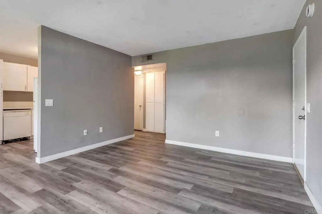https://cdn.realtyfeed.com/cdn/127/307085976/9b7278cadba1e5de69f0b44f3b3f4395.webp