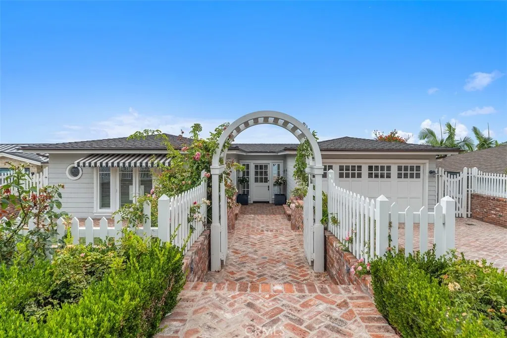 Laguna Beach, CA 92651