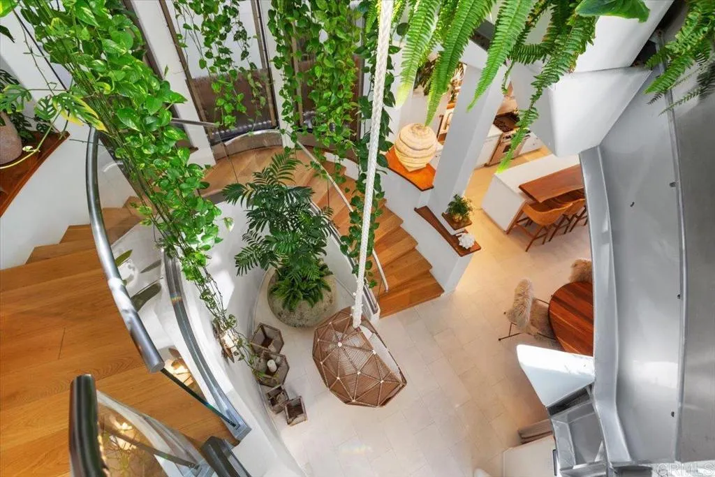 https://cdn.realtyfeed.com/cdn/127/307086070/447614e088938170ed89577889cccd82.webp