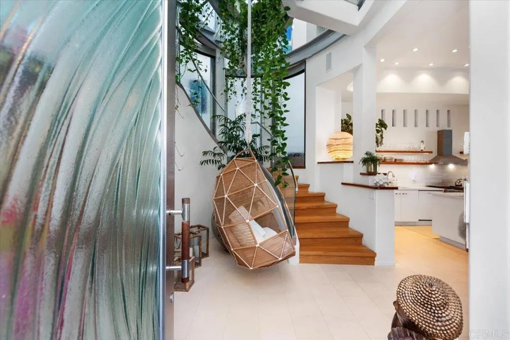 https://cdn.realtyfeed.com/cdn/127/307086070/51b71600bce71b1fd95165d8ecaf2f3d.webp
