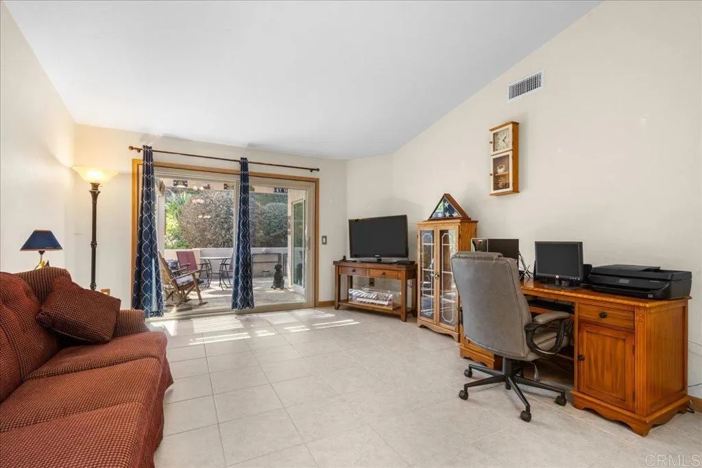 https://cdn.realtyfeed.com/cdn/127/307086072/204648e1ab9c3a97848aeb167639f96a.webp