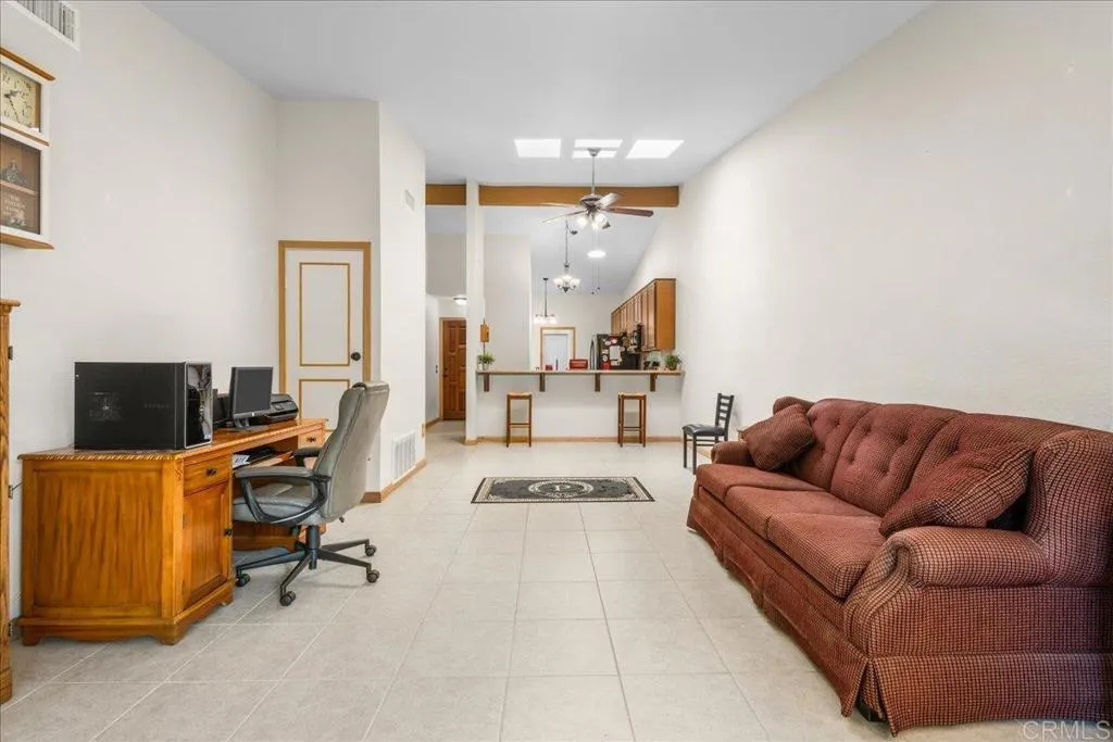 https://cdn.realtyfeed.com/cdn/127/307086072/6ff143a219b31b36b250682d4b819d0c.webp