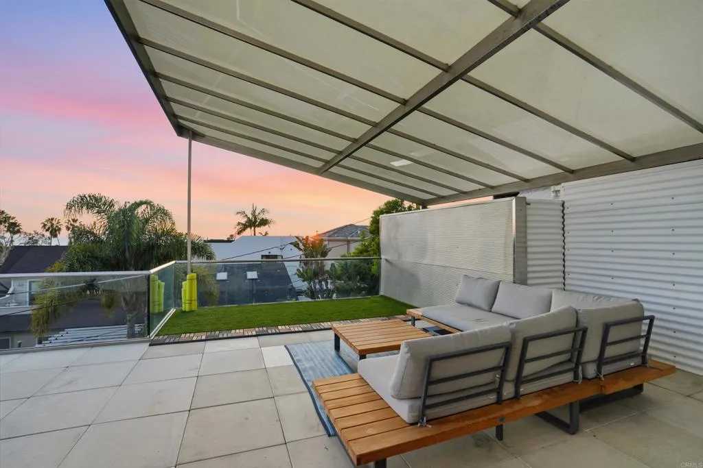 https://cdn.realtyfeed.com/cdn/127/307086073/1341b0f184a644949d18ed7a49fa0b85.webp