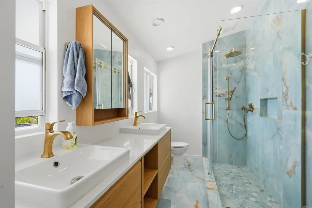 https://cdn.realtyfeed.com/cdn/127/307086073/94022d24c6588fb5204b8e9d6a185b14.webp