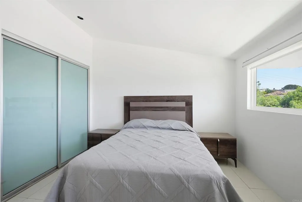 https://cdn.realtyfeed.com/cdn/127/307086073/c867cd7419bcbaaa5620bee2311bce83.webp